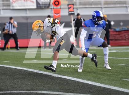 Thumbnail 3 in Bishop Manogue vs. Bishop Gorman (NIAA 4A Final) photogallery.