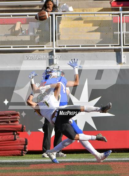 Thumbnail 2 in Bishop Manogue vs. Bishop Gorman (NIAA 4A Final) photogallery.
