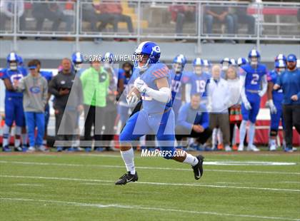Thumbnail 2 in Bishop Manogue vs. Bishop Gorman (NIAA 4A Final) photogallery.