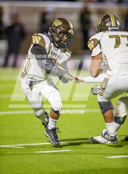 Thumbnail 3 in West vs. Oak Park (CIF SS DIVISION 7 Round 2 ) photogallery.