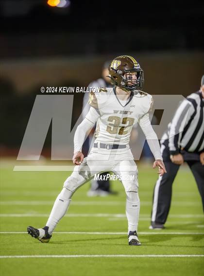 Thumbnail 3 in West vs. Oak Park (CIF SS DIVISION 7 Round 2 ) photogallery.