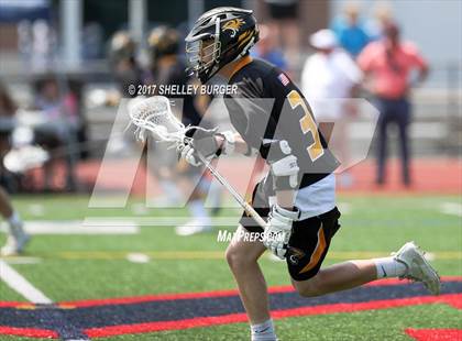 Thumbnail 2 in Hand vs. New Canaan (CIAC Class M Final) photogallery.