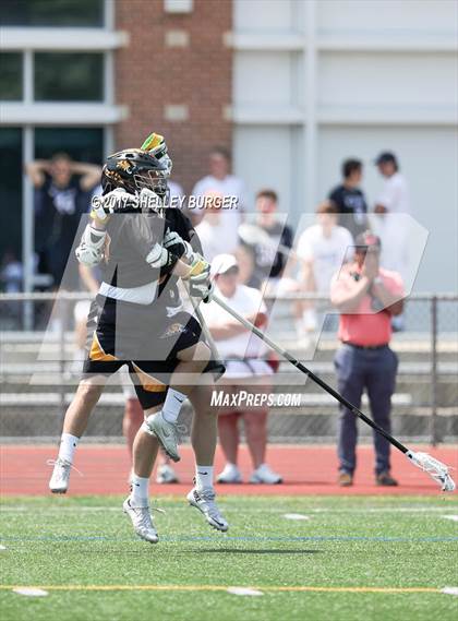 Thumbnail 2 in Hand vs. New Canaan (CIAC Class M Final) photogallery.