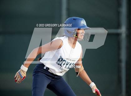Thumbnail 2 in Richland vs Timber Creek photogallery.
