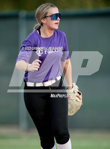 Thumbnail 1 in Richland vs Timber Creek photogallery.