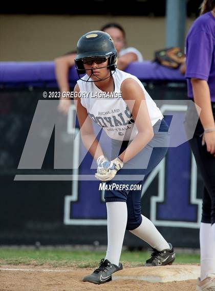 Thumbnail 3 in Richland vs Timber Creek photogallery.