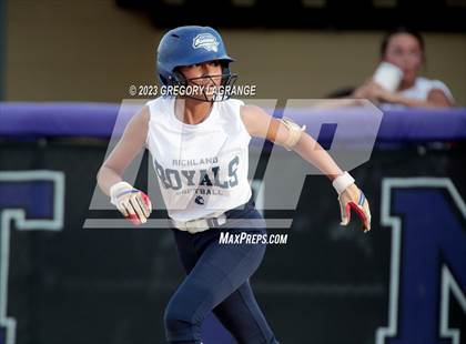 Thumbnail 2 in Richland vs Timber Creek photogallery.