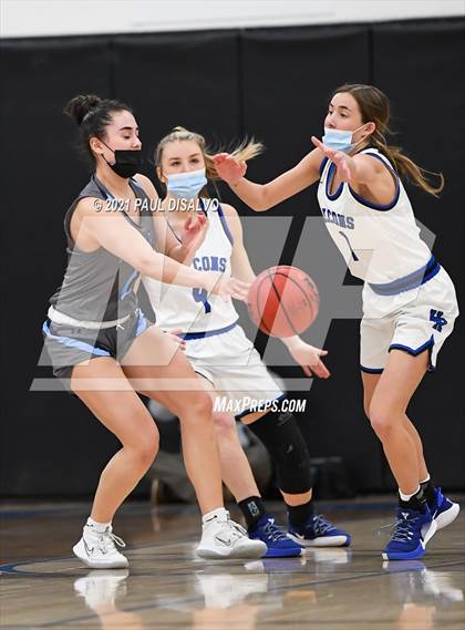 Thumbnail 1 in Ralston Valley vs. Highlands Ranch (CHSAA 5A Great 8) photogallery.