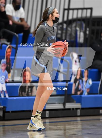 Thumbnail 1 in Ralston Valley vs. Highlands Ranch (CHSAA 5A Great 8) photogallery.