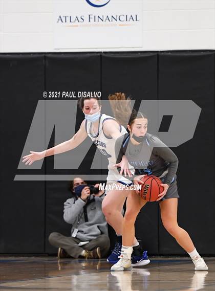Thumbnail 1 in Ralston Valley vs. Highlands Ranch (CHSAA 5A Great 8) photogallery.