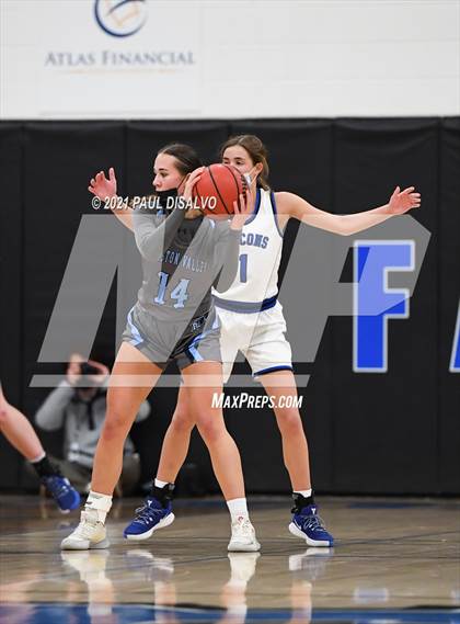 Thumbnail 2 in Ralston Valley vs. Highlands Ranch (CHSAA 5A Great 8) photogallery.