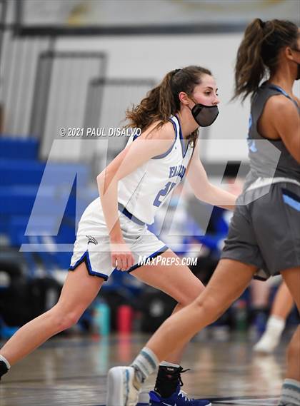 Thumbnail 1 in Ralston Valley vs. Highlands Ranch (CHSAA 5A Great 8) photogallery.
