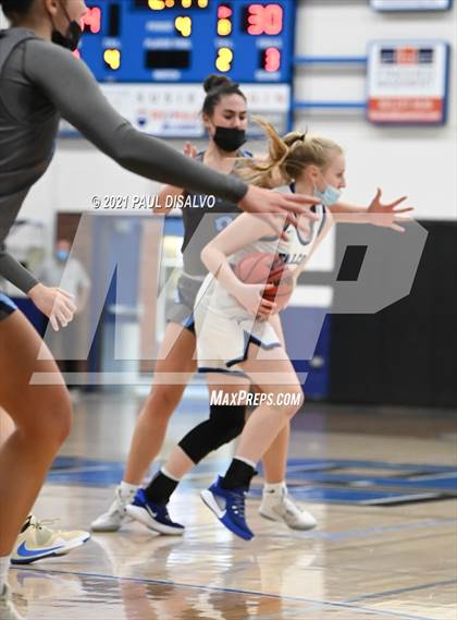 Thumbnail 2 in Ralston Valley vs. Highlands Ranch (CHSAA 5A Great 8) photogallery.