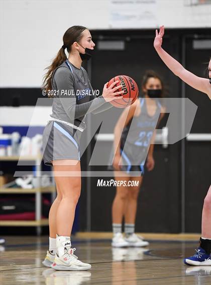 Thumbnail 2 in Ralston Valley vs. Highlands Ranch (CHSAA 5A Great 8) photogallery.