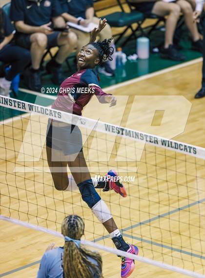 Thumbnail 3 in Lovett vs. Hebron Christian (GHSA 2A Semifinal) photogallery.