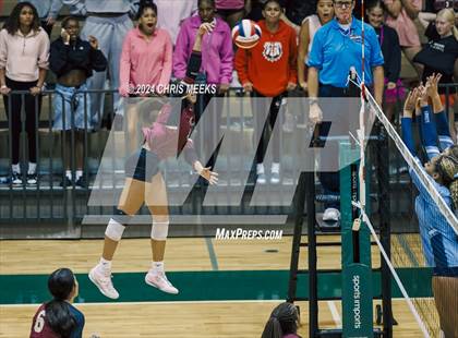 Thumbnail 3 in Lovett vs. Hebron Christian (GHSA 2A Semifinal) photogallery.