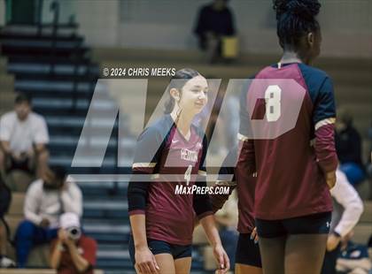 Thumbnail 3 in Lovett vs. Hebron Christian (GHSA 2A Semifinal) photogallery.