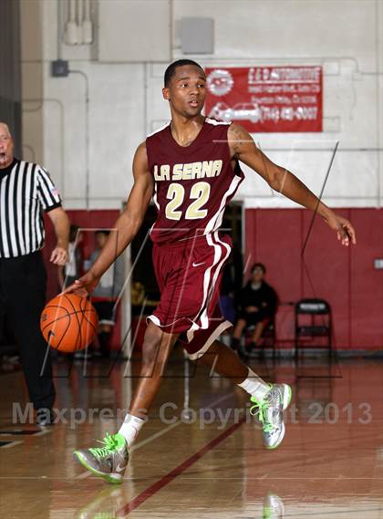 Thumbnail 1 in Trabuco Hills vs. La Serna (Charlie Wilkins Memorial Tournament) photogallery.