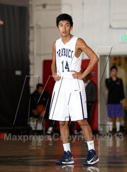 Thumbnail 2 in Trabuco Hills vs. La Serna (Charlie Wilkins Memorial Tournament) photogallery.