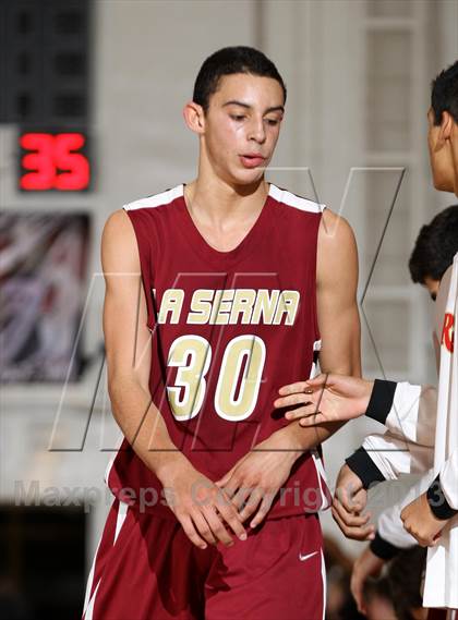 Thumbnail 1 in Trabuco Hills vs. La Serna (Charlie Wilkins Memorial Tournament) photogallery.