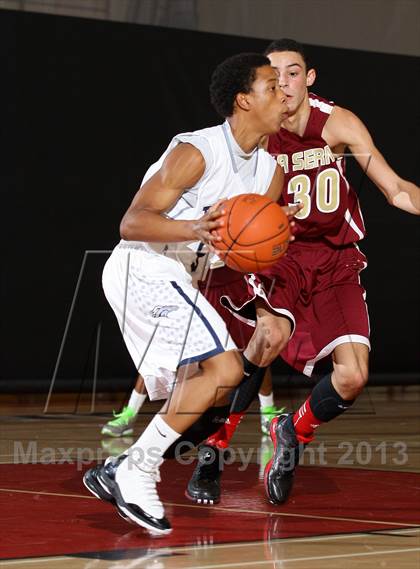 Thumbnail 1 in Trabuco Hills vs. La Serna (Charlie Wilkins Memorial Tournament) photogallery.