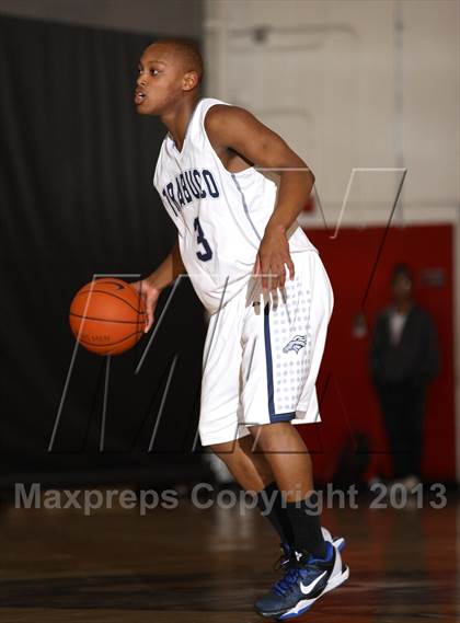 Thumbnail 2 in Trabuco Hills vs. La Serna (Charlie Wilkins Memorial Tournament) photogallery.