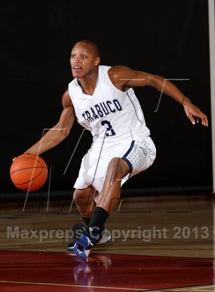 Thumbnail 2 in Trabuco Hills vs. La Serna (Charlie Wilkins Memorial Tournament) photogallery.