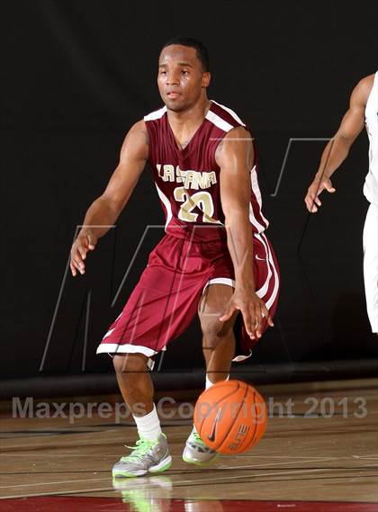 Thumbnail 2 in Trabuco Hills vs. La Serna (Charlie Wilkins Memorial Tournament) photogallery.