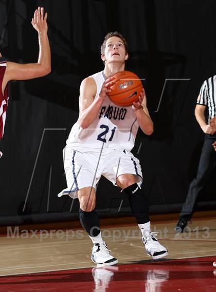 Thumbnail 1 in Trabuco Hills vs. La Serna (Charlie Wilkins Memorial Tournament) photogallery.