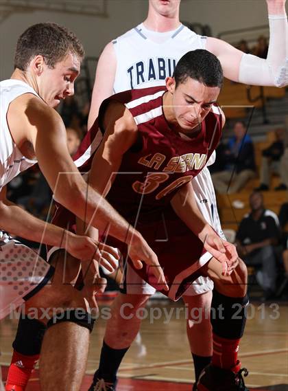 Thumbnail 3 in Trabuco Hills vs. La Serna (Charlie Wilkins Memorial Tournament) photogallery.