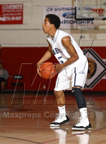 Thumbnail 2 in Trabuco Hills vs. La Serna (Charlie Wilkins Memorial Tournament) photogallery.