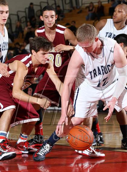 Thumbnail 1 in Trabuco Hills vs. La Serna (Charlie Wilkins Memorial Tournament) photogallery.