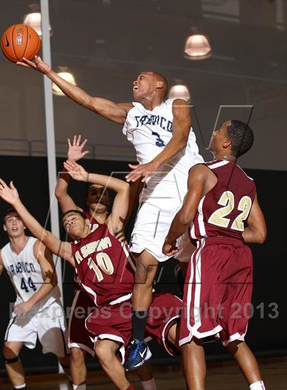 Thumbnail 3 in Trabuco Hills vs. La Serna (Charlie Wilkins Memorial Tournament) photogallery.