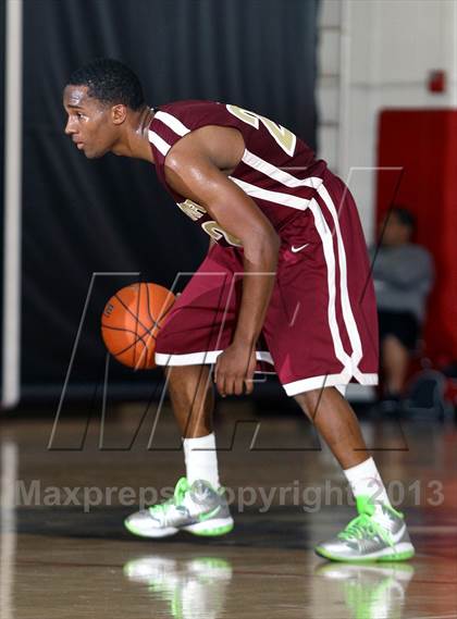 Thumbnail 2 in Trabuco Hills vs. La Serna (Charlie Wilkins Memorial Tournament) photogallery.