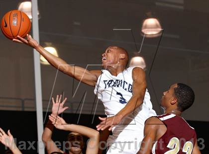 Thumbnail 1 in Trabuco Hills vs. La Serna (Charlie Wilkins Memorial Tournament) photogallery.