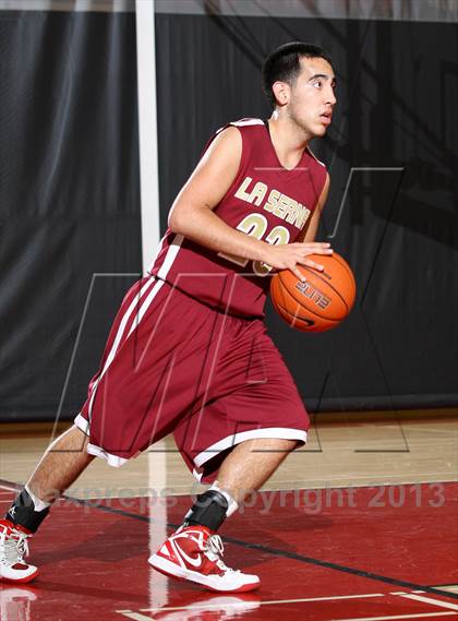 Thumbnail 3 in Trabuco Hills vs. La Serna (Charlie Wilkins Memorial Tournament) photogallery.