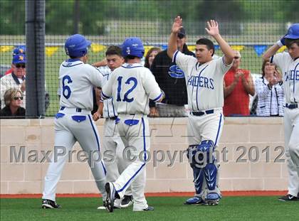 Thumbnail 2 in Franklin @ Sunnyvale (UIL 2A Region 2 Area Playoff) photogallery.