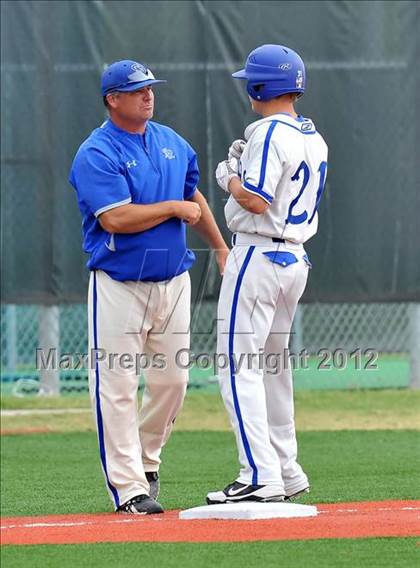 Thumbnail 2 in Franklin @ Sunnyvale (UIL 2A Region 2 Area Playoff) photogallery.