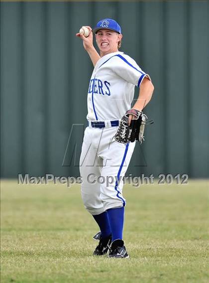Thumbnail 3 in Franklin @ Sunnyvale (UIL 2A Region 2 Area Playoff) photogallery.