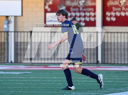 Thumbnail 2 in Longview vs. Highland Park (UIL 5A Region II Quarterfinals) photogallery.