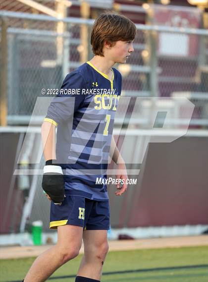 Thumbnail 3 in Longview vs. Highland Park (UIL 5A Region II Quarterfinals) photogallery.