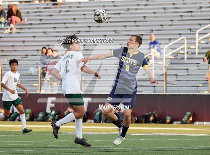 Thumbnail 2 in Longview vs. Highland Park (UIL 5A Region II Quarterfinals) photogallery.