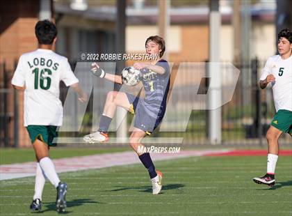 Thumbnail 3 in Longview vs. Highland Park (UIL 5A Region II Quarterfinals) photogallery.
