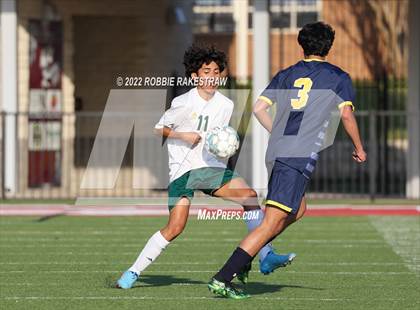Thumbnail 3 in Longview vs. Highland Park (UIL 5A Region II Quarterfinals) photogallery.