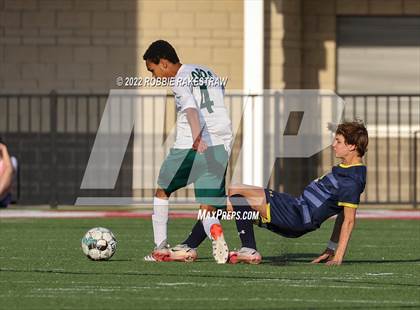 Thumbnail 2 in Longview vs. Highland Park (UIL 5A Region II Quarterfinals) photogallery.