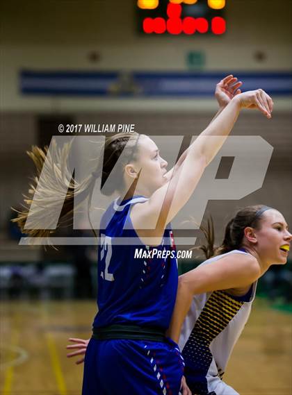 Thumbnail 1 in Heuvelton Central vs. Panama (NYSPHSAA Class D Final) photogallery.