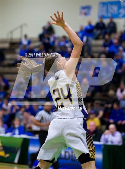 Thumbnail 2 in Heuvelton Central vs. Panama (NYSPHSAA Class D Final) photogallery.