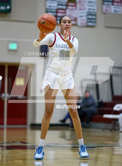 Thumbnail 2 in Redmond @ Eastlake photogallery.