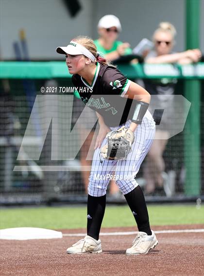 Thumbnail 2 in Midland vs. Southlake Carroll (UIL 6A Area Playoff) photogallery.