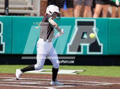 Thumbnail 3 in Midland vs. Southlake Carroll (UIL 6A Area Playoff) photogallery.